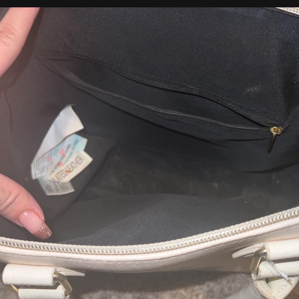Belle (Beauty And The Beast Purse) - image 2
